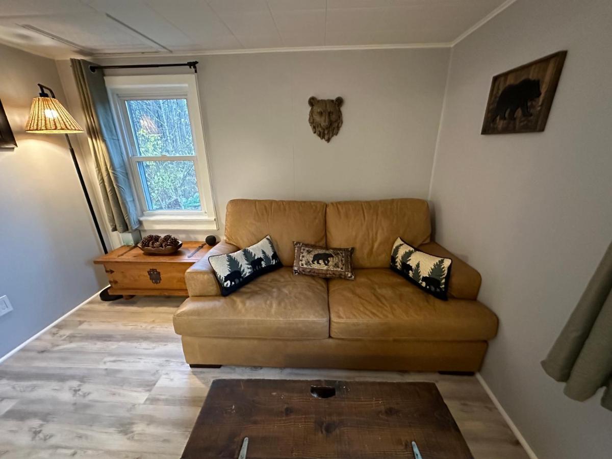 Escape To A Streamside Cabin In The Lower Catskills Wurtsboro Екстериор снимка