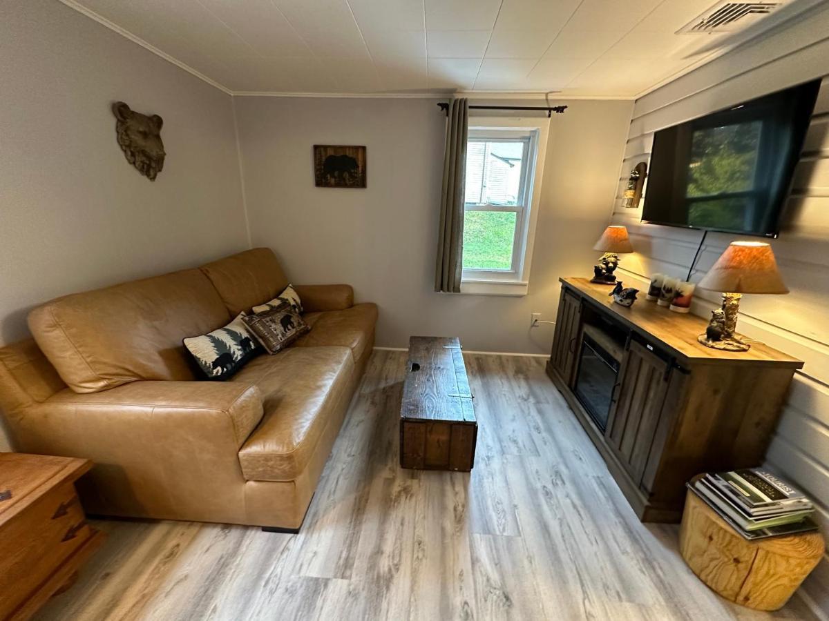 Escape To A Streamside Cabin In The Lower Catskills Wurtsboro Екстериор снимка